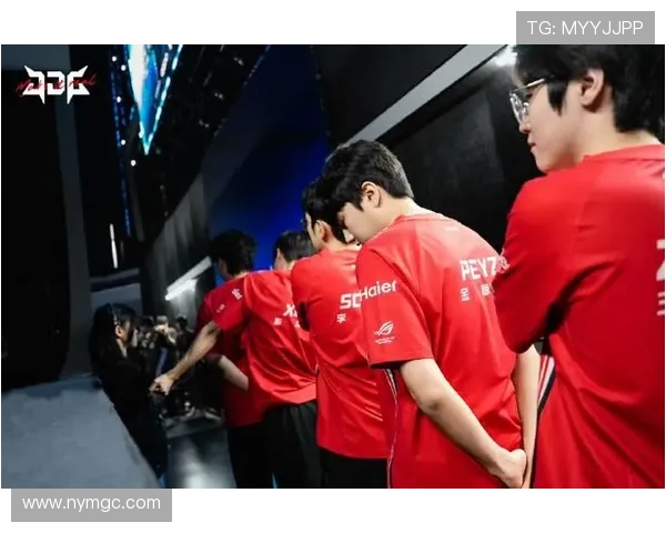 JDG战队再度崛起勇夺LPL冠军背后不为人知的努力与坚持