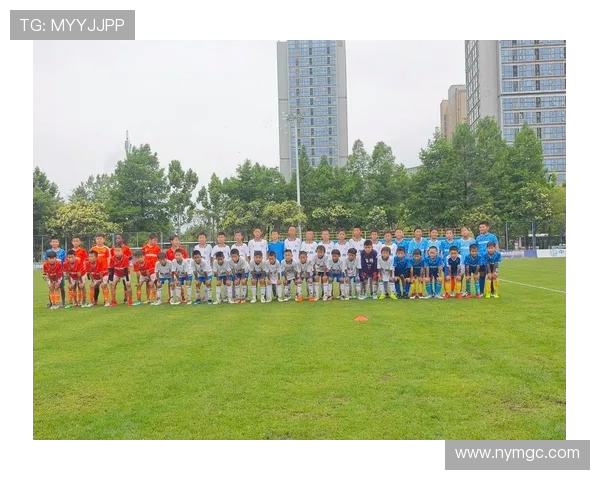 足球的魅力与挑战：全球足球赛事发展趋势与未来前景分析