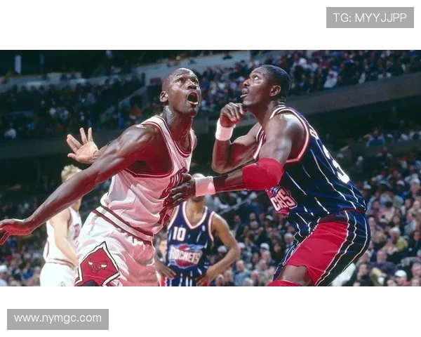 哈基姆奥拉朱旺的传奇生涯与他如何改变篮球内线技术格局