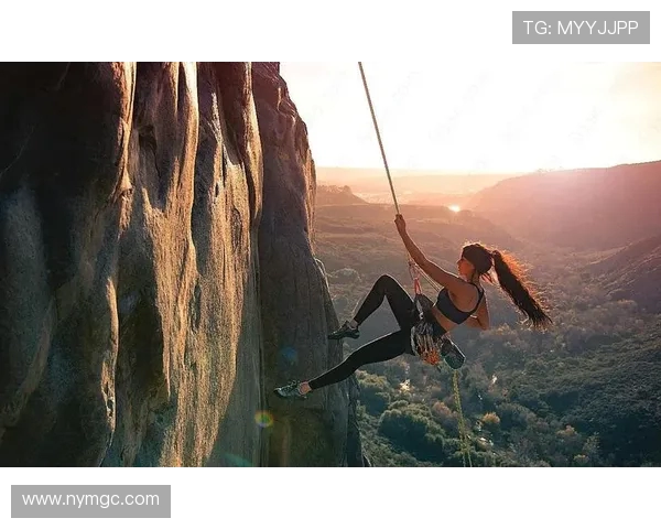 深圳极限运动队在世界攀岩锦标赛中的默契配合与精彩表现分析 深圳极限运动队在世界攀岩锦标赛中的默契配合与精彩表现分析